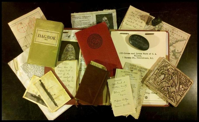 Illustration for article titled Summon Old Ones with these painstakingly crafted HP Lovecraft props